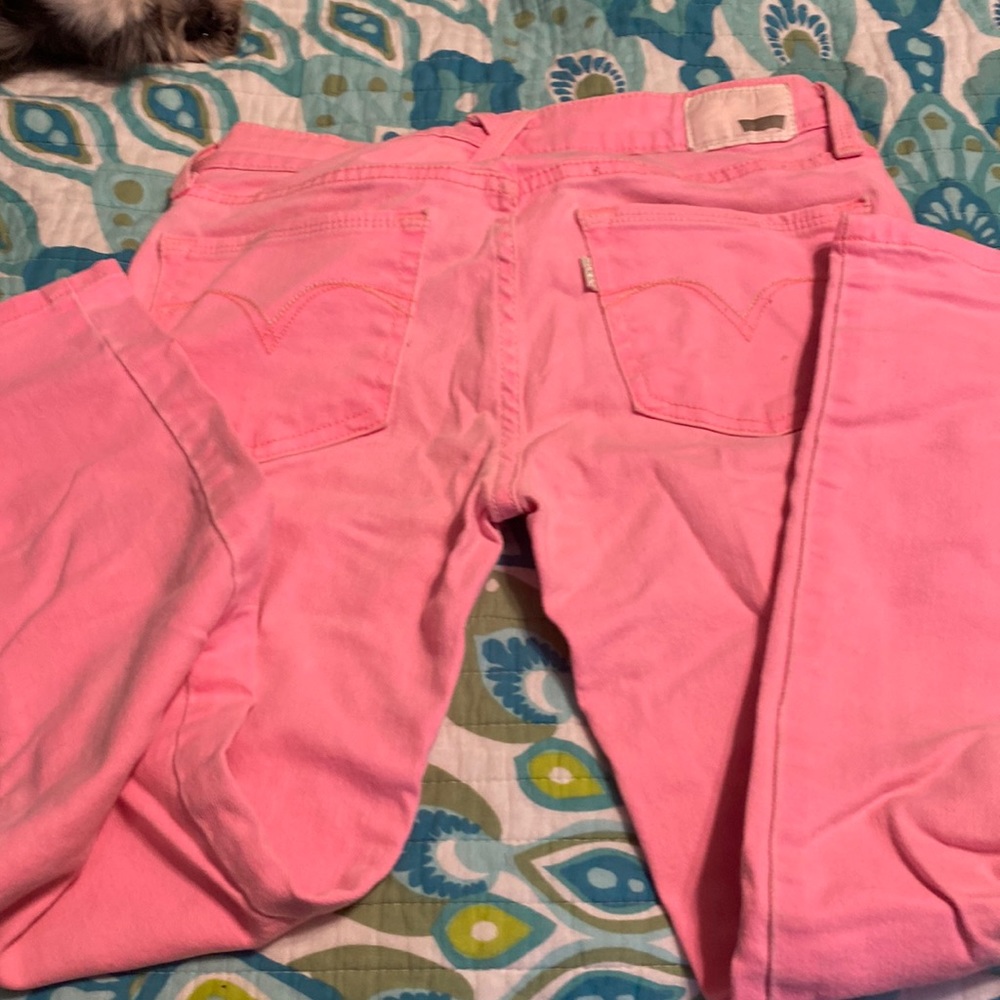 Hot pink skinny Levi’s